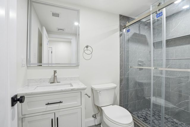 13 Langmaid Ave 1, Somerville, MA 02145