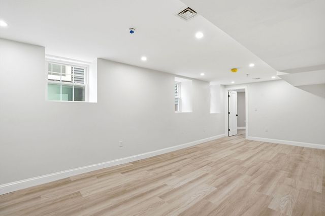 13 Langmaid Ave 1, Somerville, MA 02145