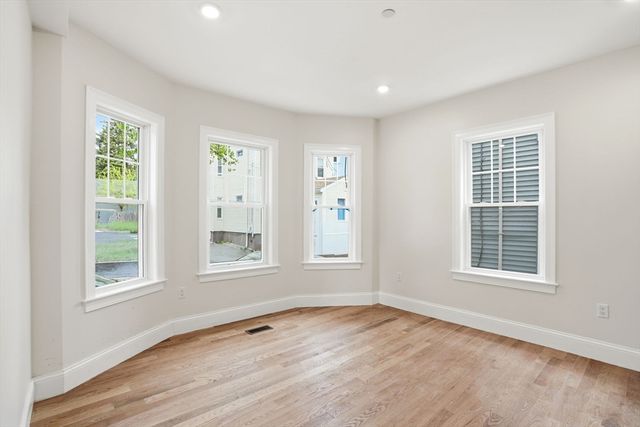 13 Langmaid Ave 1, Somerville, MA 02145