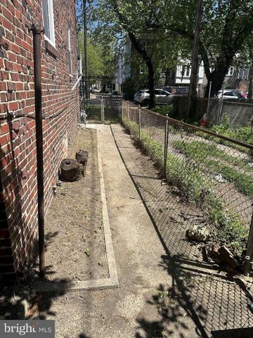 1169 MAGNOLIA AVE, Camden, NJ 08103