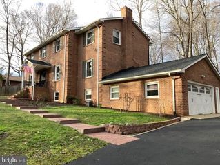 191 WINDING CREEK RD, Stafford, VA 22554