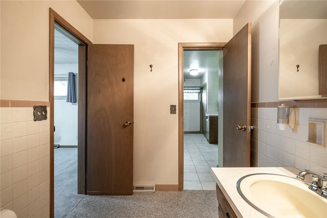 1072 Ceylon Circle, Beavercreek, OH 45430