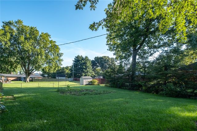 1072 Ceylon Circle, Beavercreek, OH 45430