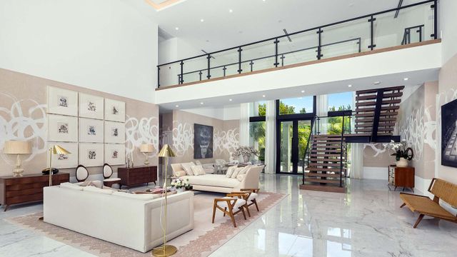 18 E Ocean Avenue, Ocean Ridge, FL 33435