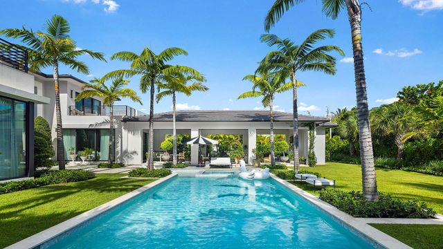 18 E Ocean Avenue, Ocean Ridge, FL 33435