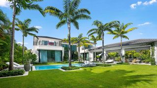 18 E Ocean Avenue, Ocean Ridge, FL 33435