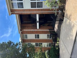 1924 Greenglen Drive 102, St Louis, MO 63122