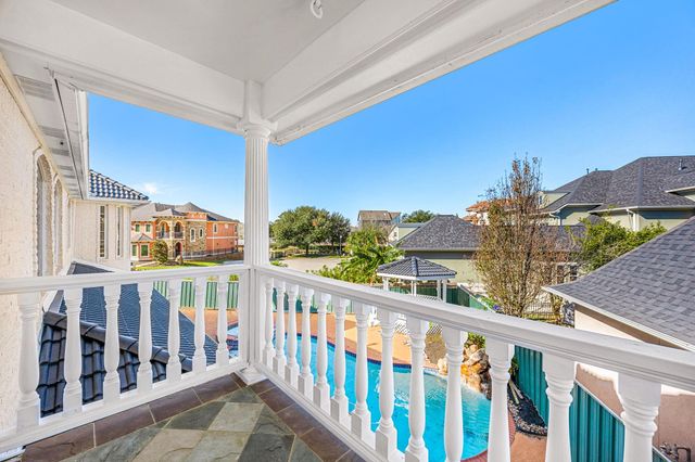 1002 Island View, League City, TX 77565