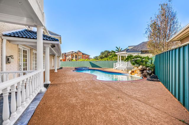 1002 Island View, League City, TX 77565