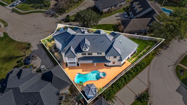1002 Island View, League City, TX 77565