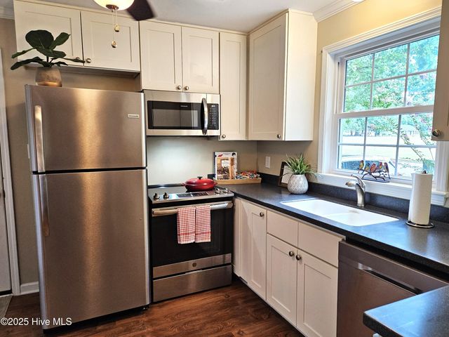 1808 Mapleton Drive, Rocky Mount, NC 27803