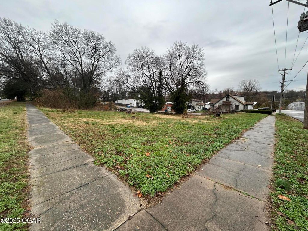 Lot 60-62 N Joplin Avenue, Joplin, MO 64804