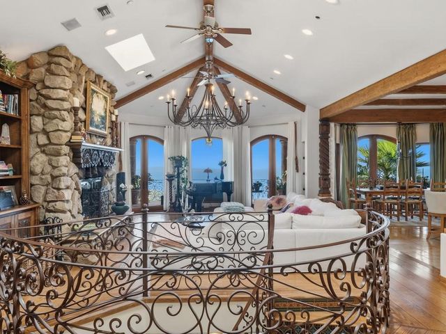 22331 Swenson Drive, Topanga, CA 90290