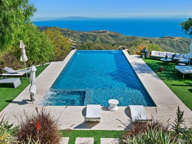 22331 Swenson Drive, Topanga, CA 90290