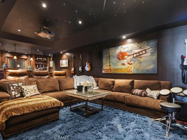 22331 Swenson Drive, Topanga, CA 90290