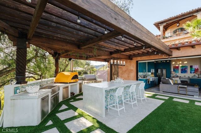 22331 Swenson Drive, Topanga, CA 90290