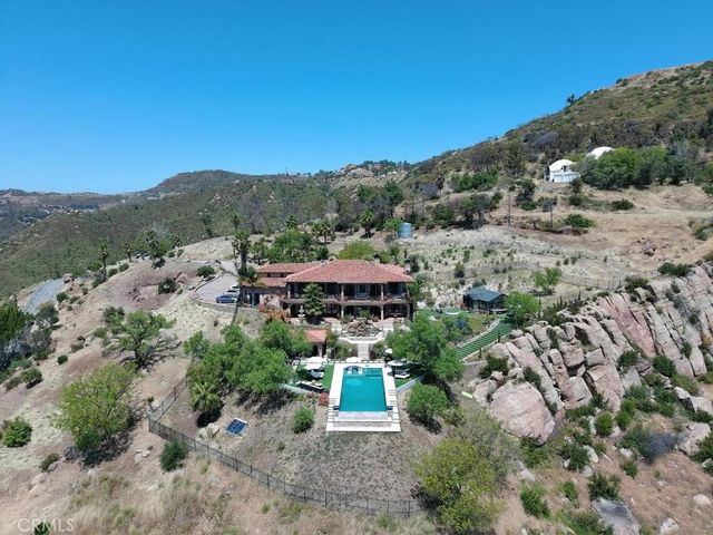 22331 Swenson Drive, Topanga, CA 90290