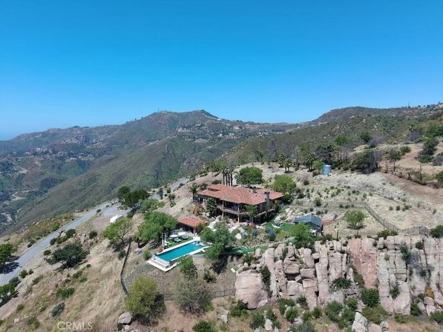 22331 Swenson Drive, Topanga, CA 90290