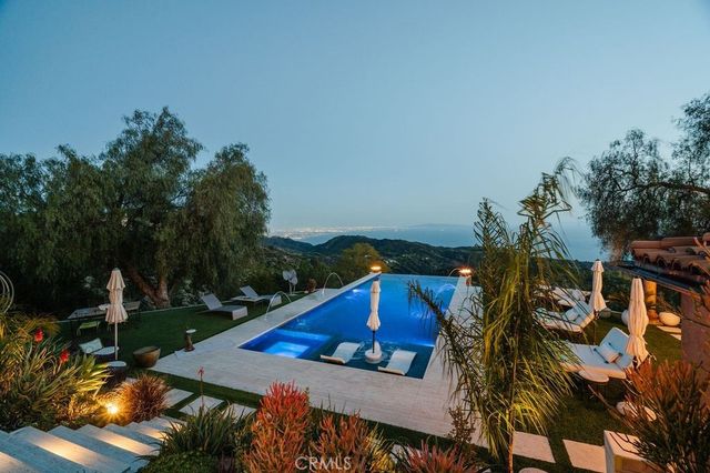 22331 Swenson Drive, Topanga, CA 90290