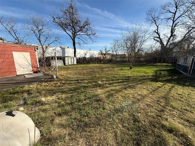 2518 Mclemore Avenue, Fort Worth, TX 76111