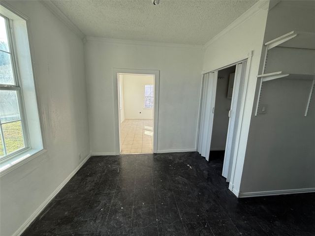 2518 Mclemore Avenue, Fort Worth, TX 76111