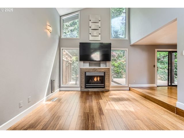 726 Se 27TH St, Gresham, OR 97080