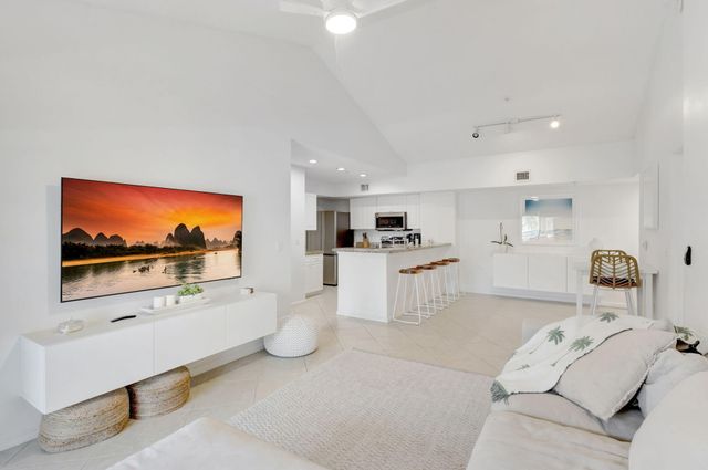 284 Village Boulevard 9307, Tequesta, FL 33469