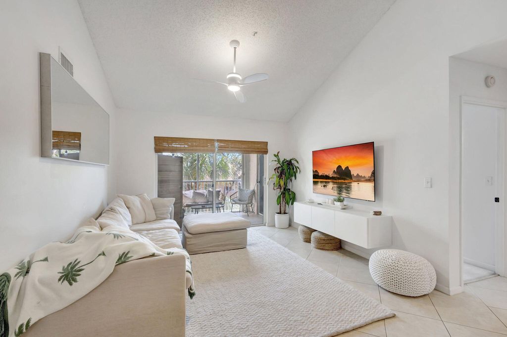 284 Village Boulevard 9307, Tequesta, FL 33469