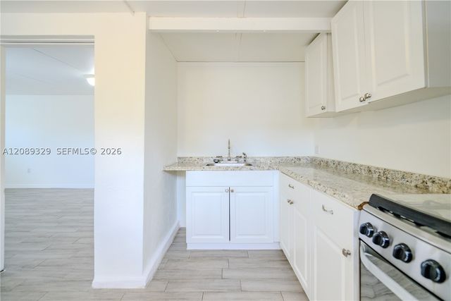 27 SW 55th Ave Rd S, Miami, FL 33134