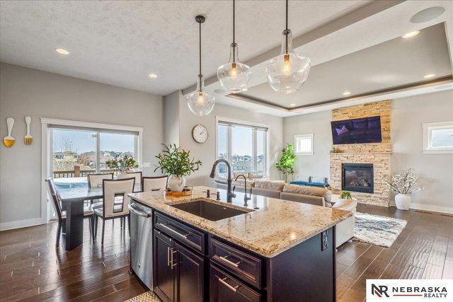 4101 N 191st Street, Elkhorn, NE 68022