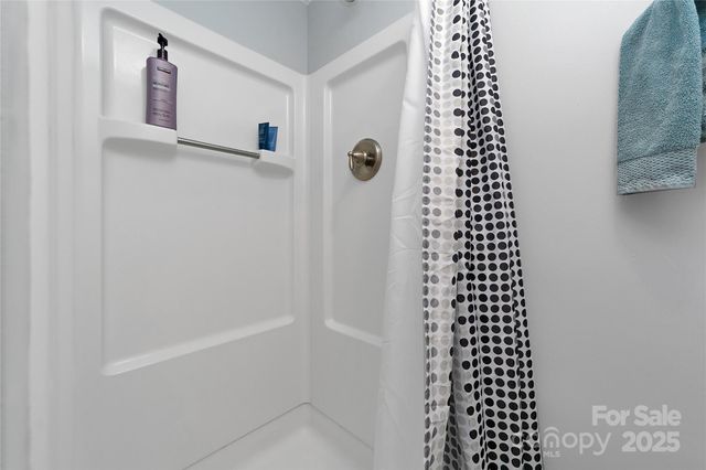 4 Unoga Court, Brevard, NC 28712