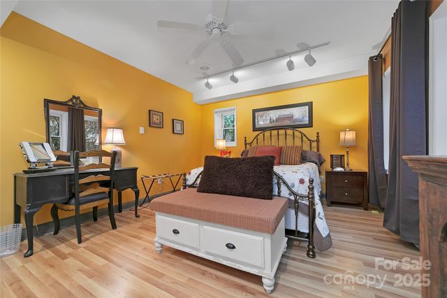 4 Unoga Court, Brevard, NC 28712