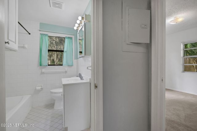 466 AIKEN Road, Jacksonville, FL 32216