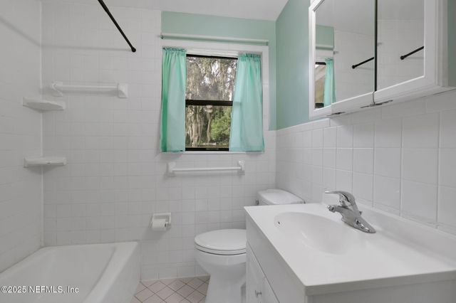 466 AIKEN Road, Jacksonville, FL 32216