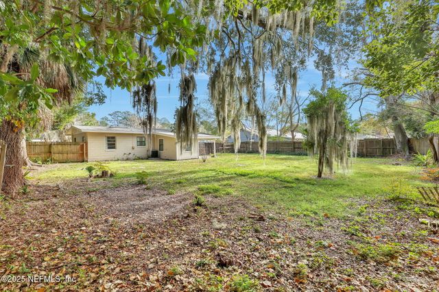466 AIKEN Road, Jacksonville, FL 32216
