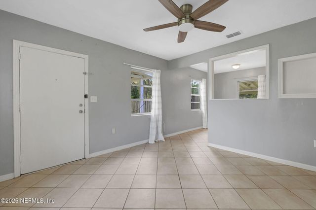 466 AIKEN Road, Jacksonville, FL 32216