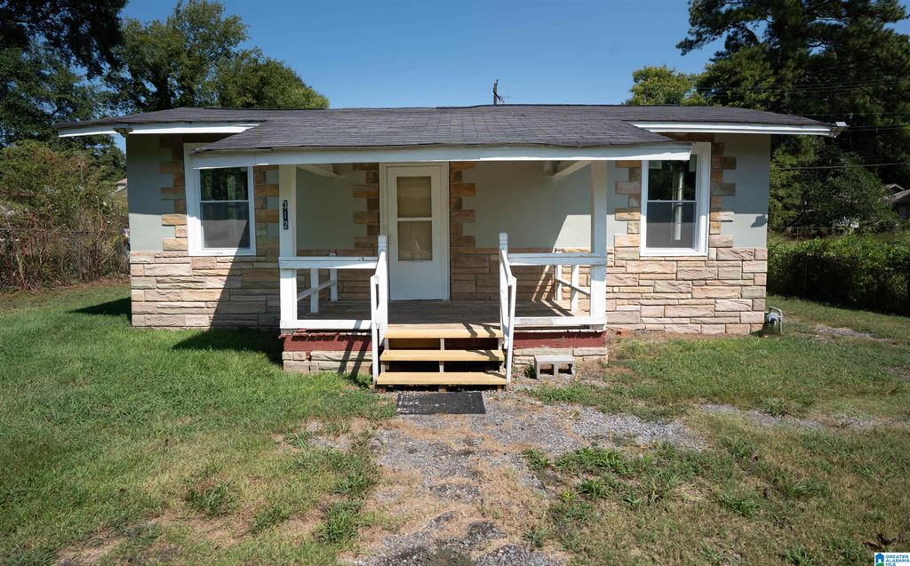 312 6TH STREET, Docena, AL 35060