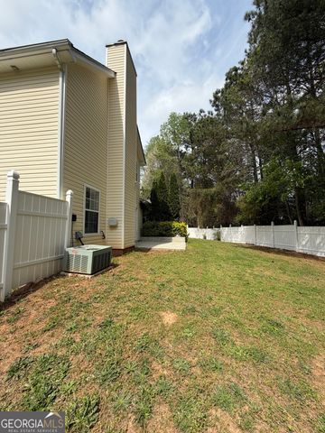 10945 Tara Village Way, Jonesboro, GA 30238