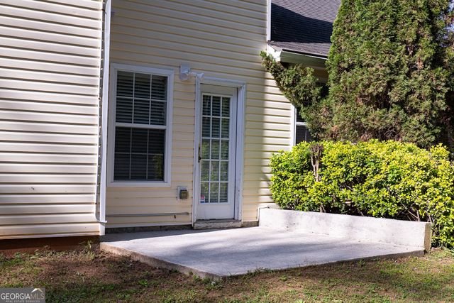 10945 Tara Village Way, Jonesboro, GA 30238