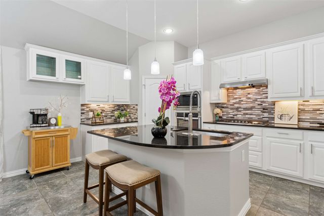 704 Water Garden Circle, Little Elm, TX 75068