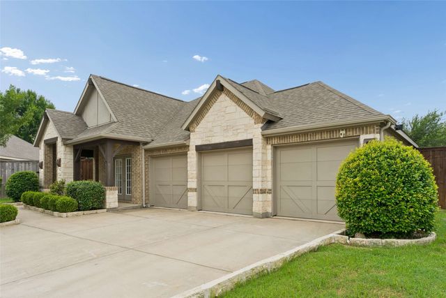 704 Water Garden Circle, Little Elm, TX 75068