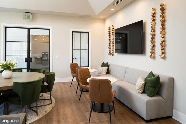 53 KAY CHIARELLO WAY, Hamilton, NJ 08690