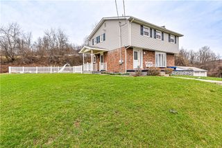 687 Middletown Road, New Stanton, PA 15672