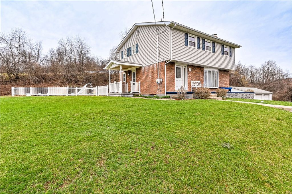 687 Middletown Road, New Stanton, PA 15672