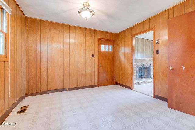230 Russell Road, Blountville, TN 37617