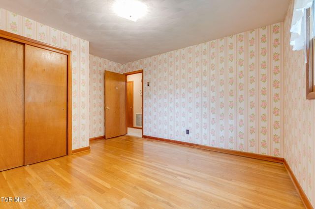 230 Russell Road, Blountville, TN 37617