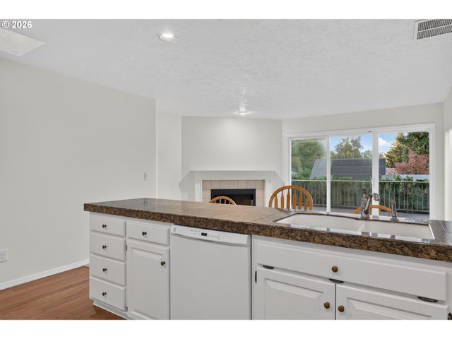 20196 Sw TENINO Ct, Tualatin, OR 97062