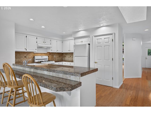 20196 Sw TENINO Ct, Tualatin, OR 97062