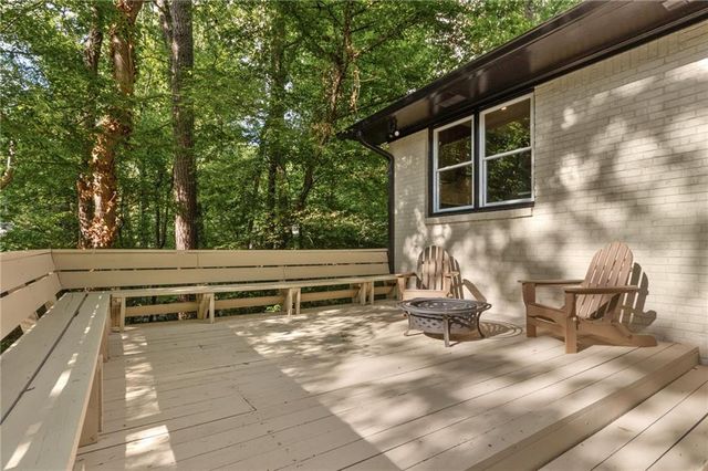 482 Willowbrook Drive SE, Smyrna, GA 30082