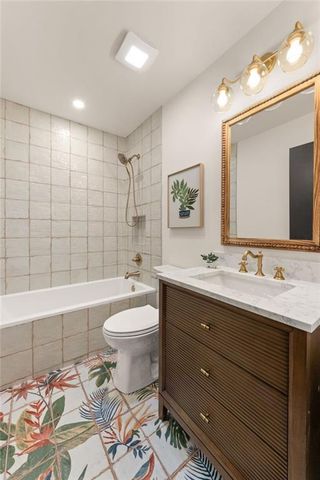 482 Willowbrook Drive SE, Smyrna, GA 30082